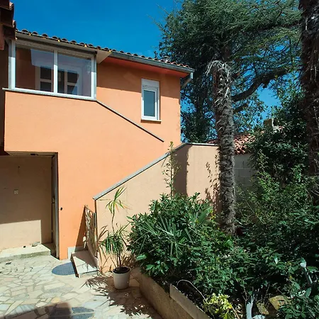 Erla Apartment