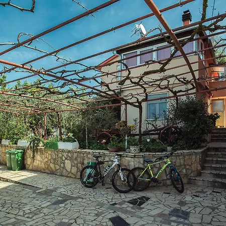 Apartment Erla