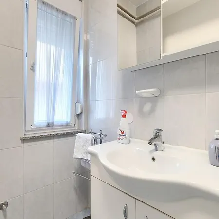 Erla Apartment Banjole