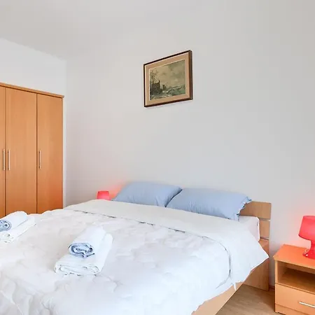Apartment Erla Banjole